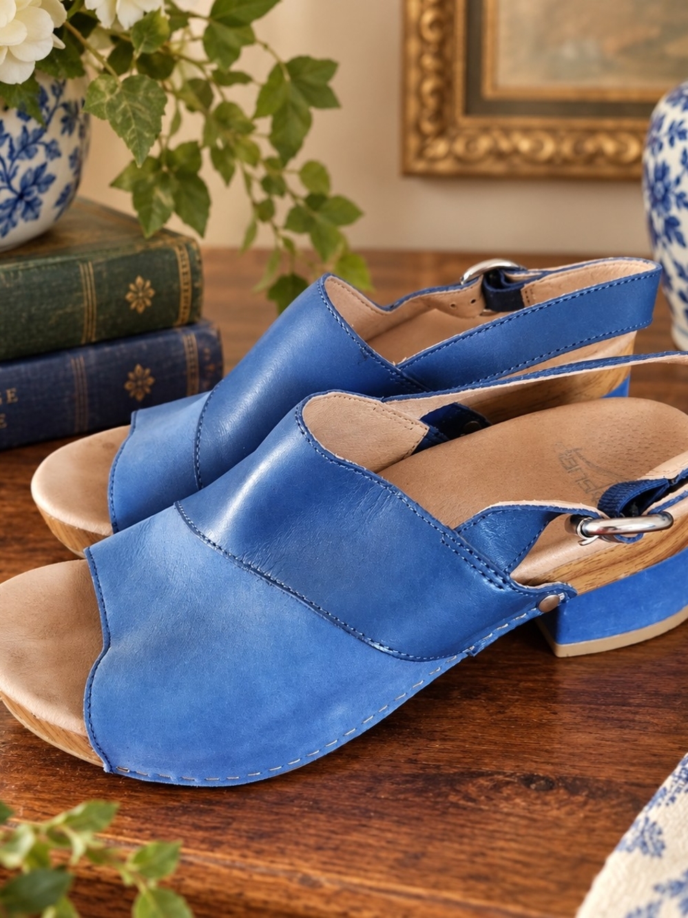 Dansko Madalyn Slingback Sandle Blue Sz 38